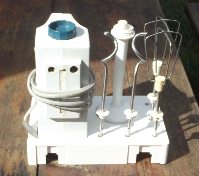 DDR RÜHRGERÄT RG 25 Handrühr und Mixgerät Mixer + Stäbe + Halterung eBay
